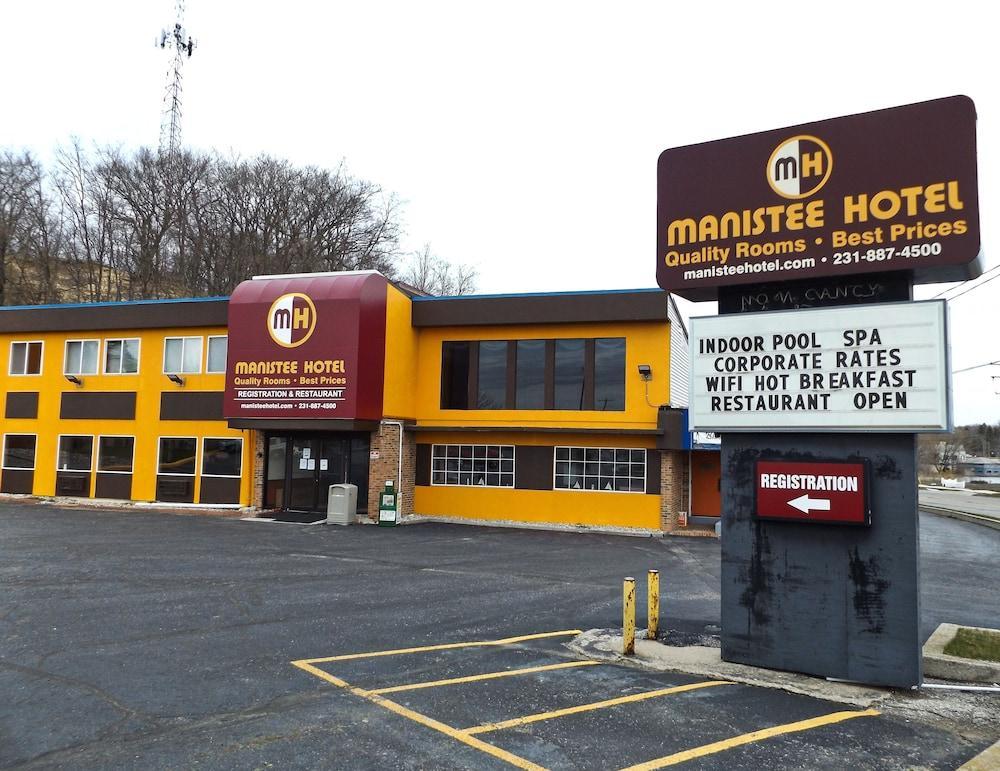 Econo Lodge Manistee Exterior foto